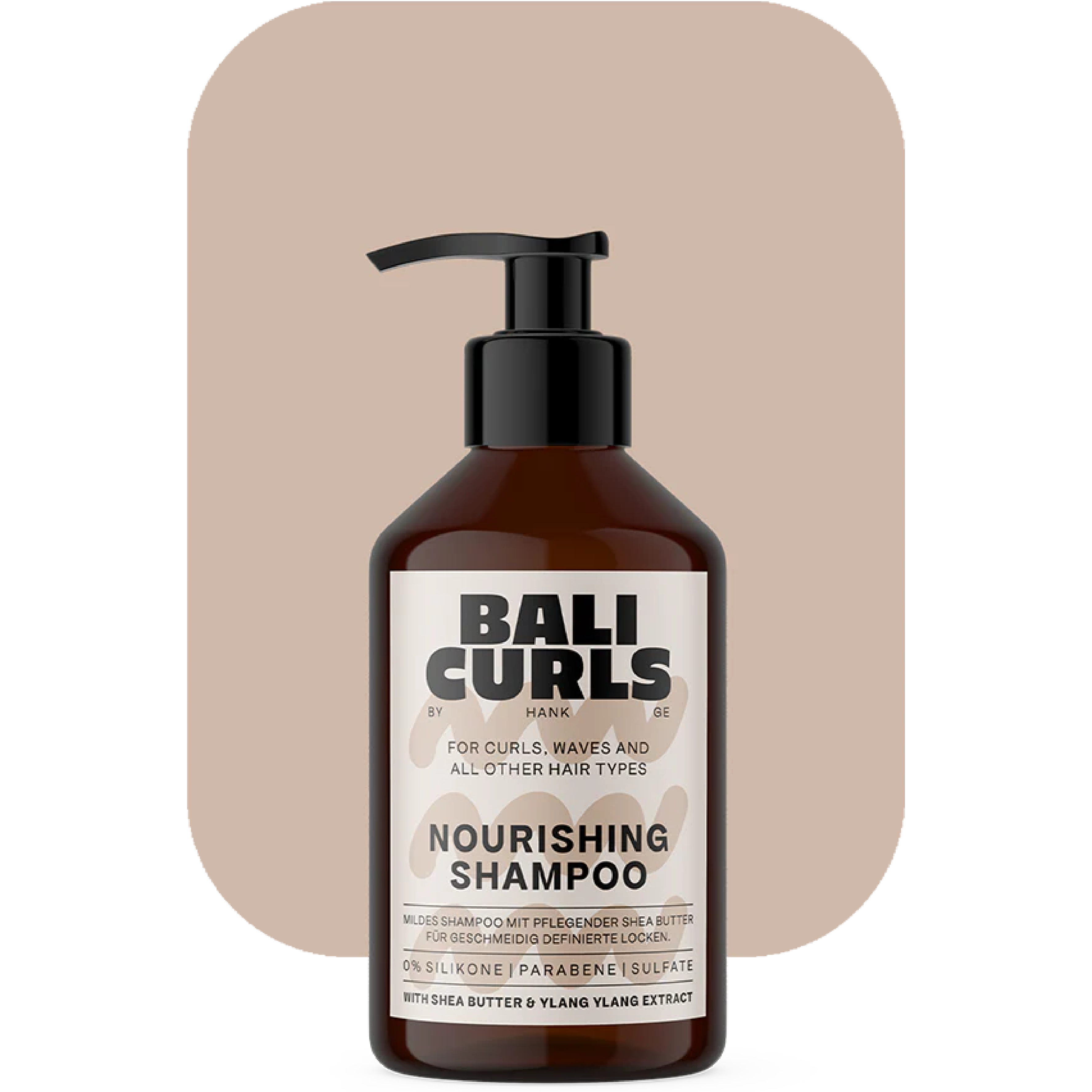 Bali Curls Nourishing Shampoo Produktabbildung vor Abgerundetem Beigen Rechteck mit Transparentem Hintergrund