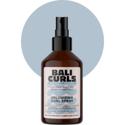 Bali Curls Volumizing Curl Spray Produktabbildung vor einem blauen Kreis mit transparentem Hintergrund